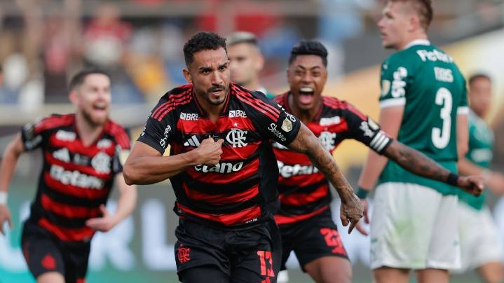 Danilo's header lifts Flamengo to fourth Copa Libertadores crown