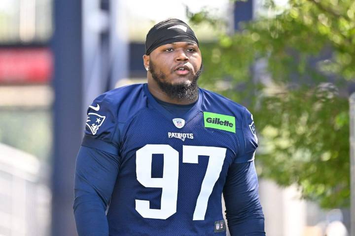 Patriots defensive tackle Milton Williams placed on injured reserve