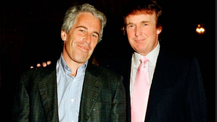 Donald Trump firmó la ley que obliga a revelar los archivos secretos del caso Epstein