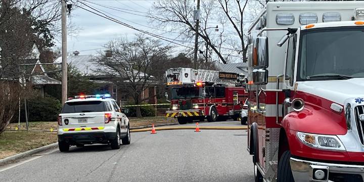 Police pursuit ends in deadly Colonial Heights crash