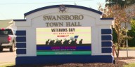 Swansboro collects food for military families during shutdown