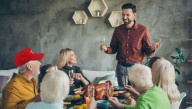 10 Ways To OWN Your Conservative Relatives At Thanksgiving This Year