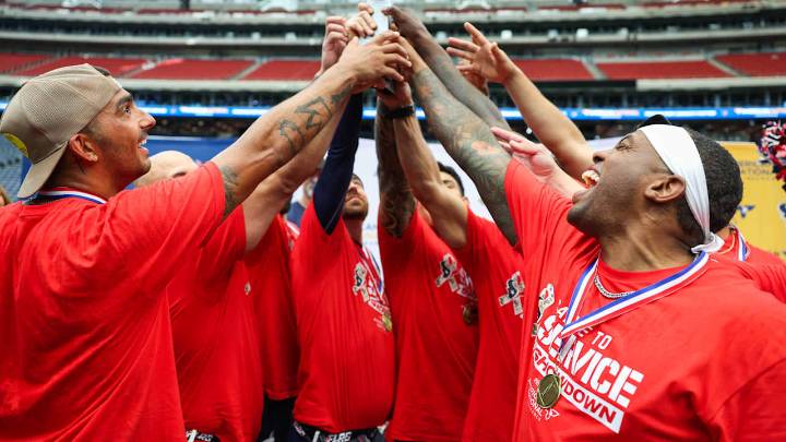 Texans and American National Insurance held first-ever Salute to Service Showdown