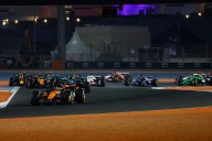 Piastri gana carrera sprint en Qatar y recorta puntos a Norris