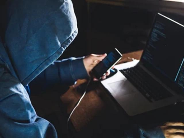 Karachi man arrested for hacking over 100 women's phones, social media accounts