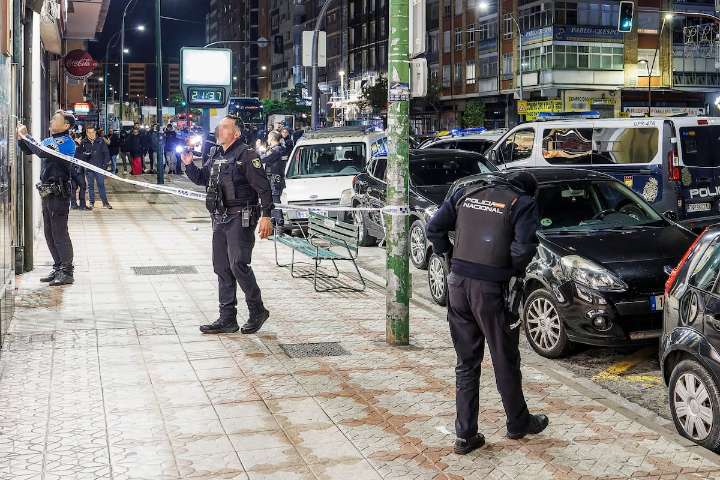 Herido de gravedad un hombre tras un tiroteo en plena calle en Burgos