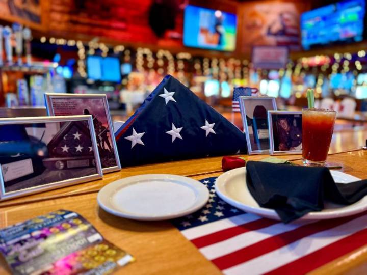 Free meals for veterans at Texas Roadhouse on Tuesday