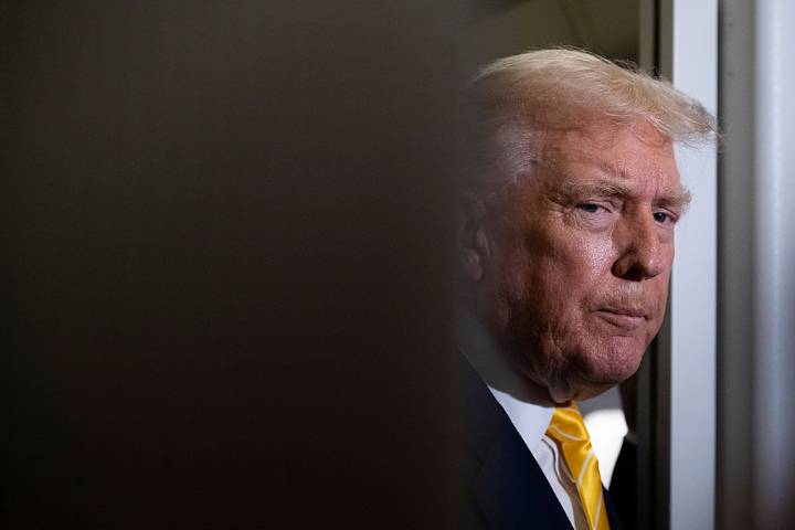 Trump Drops Opposition to Epstein Files Disclosure