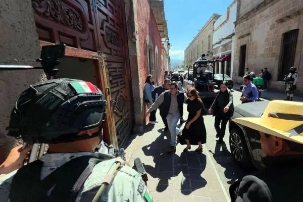 Arriba viuda de Manzo a Congreso de Michoacán para ser Edil