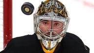 How Swayman responded after tweak in Bruins goalie rotation