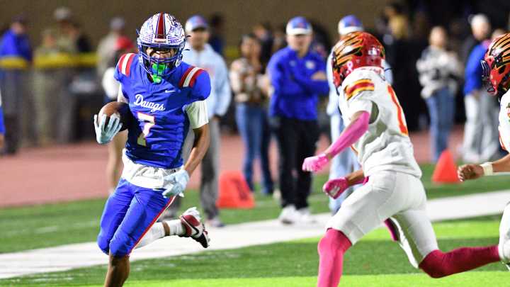 Recapping Week 11 football action, previewing first round of playoffs