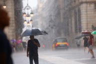 La Generalitat pide evitar desplazamientos innecesarios ante la previsión de lluvias torrenciales