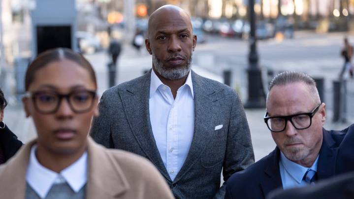 Former Timberwolves player Chauncey Billups pleads not guilty in rigged poker games case