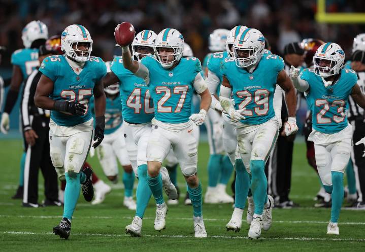 Los Dolphins se llevan en la prórroga el thriller del Bernabéu