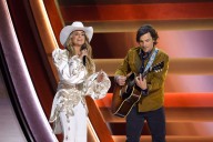 Lainey Wilson Mixes It Up With a Star-Studded CMA Crowd for Opening Medley of Classic Country Hits