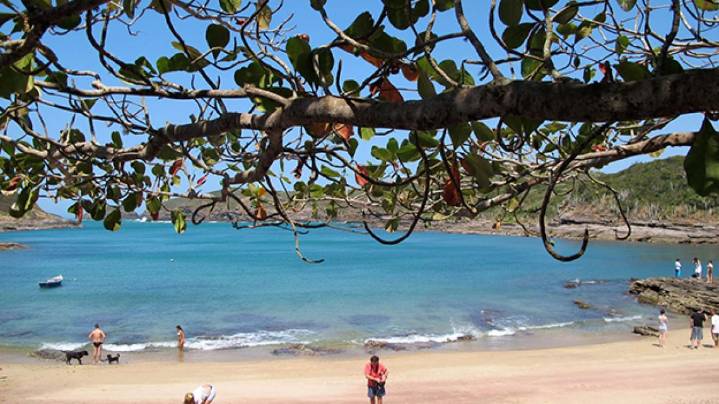 Todo indica que en esta temporada veraniega nuevamente el turismo emisivo superará al receptivo