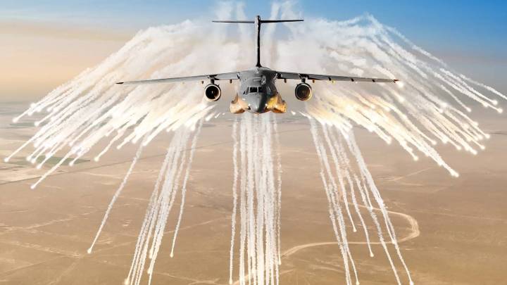 A Look At Embraer's Dubai Airshow 2025 Aircraft Lineup