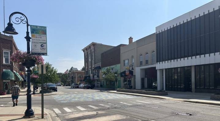 US health care premium spikes to squeeze Main Street businesses