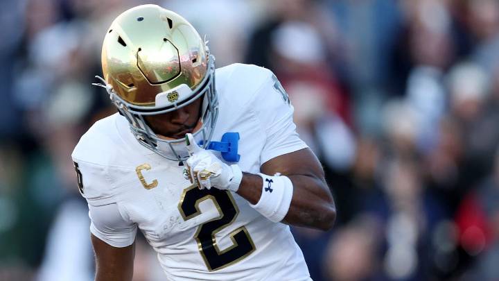 Mistake-filled No. 12 Notre Dame escapes Boston College with win