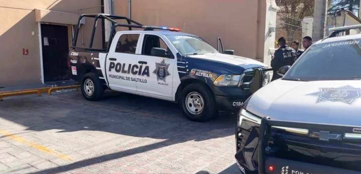Hombre en situación de calle fallece en vía pública