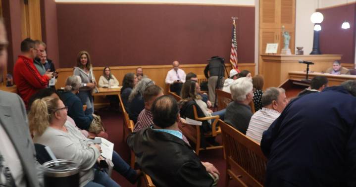 Clarksburg City Council tables YMCA feasibility study, approves $10,000 Senior Center contribution, names bridge for Phillip W. Carter