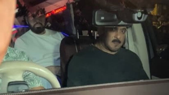 Salman Khan visits Dharmendra at Mumbai Hospital, family says veteran actor stable