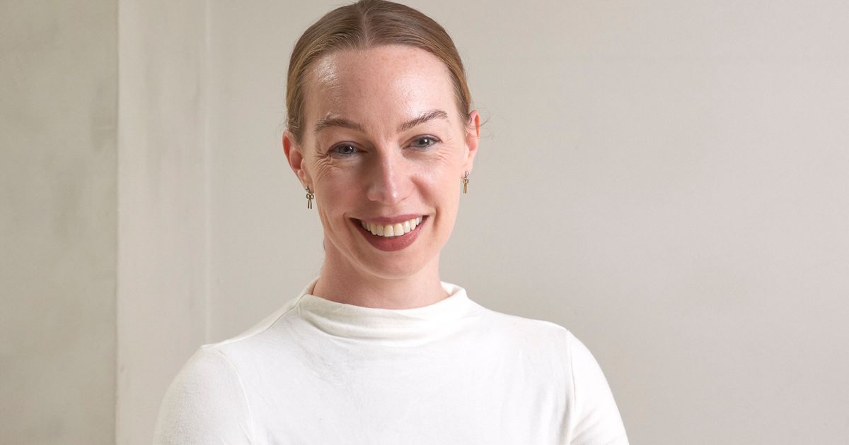 'Burnout specialist' explains how to navigate busiest time of the year