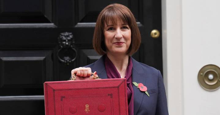 Rachel Reeves set to slash Cash ISA's tax-free allowance to just £12,000