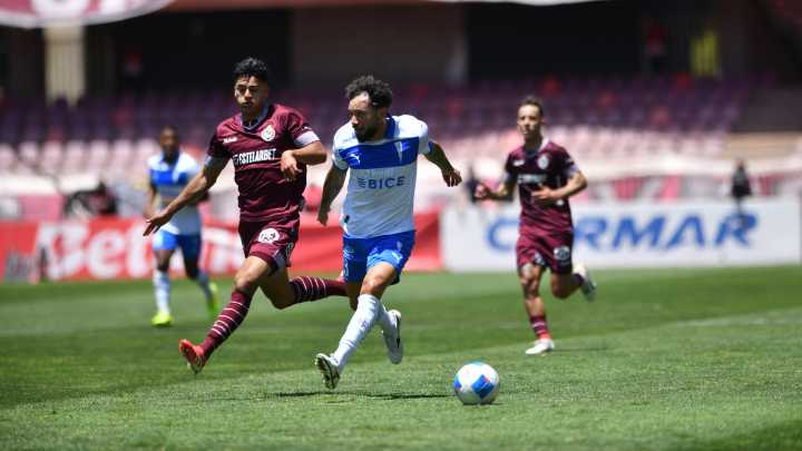La UC se afianzó en la pelea por el "Chile 2" con triunfo sobre La Serena en la Liga de Primera