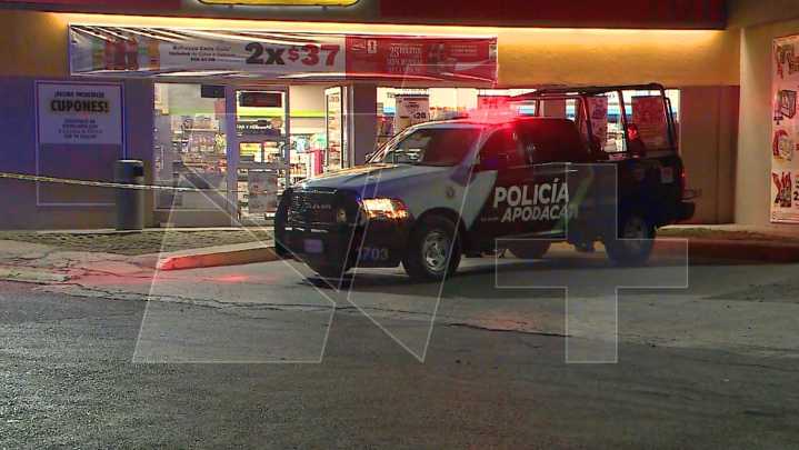 Comando Armado Roba Caja Fuerte de Tienda de Conveniencia en Apodaca, Nuevo León