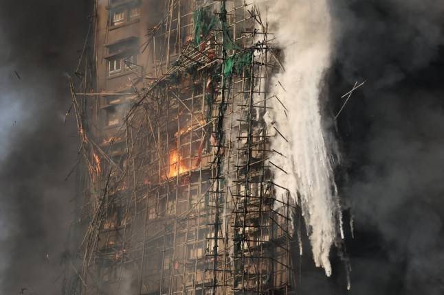 Hong Kong fire: Why is bamboo scaffolding used and should it be outlawed?