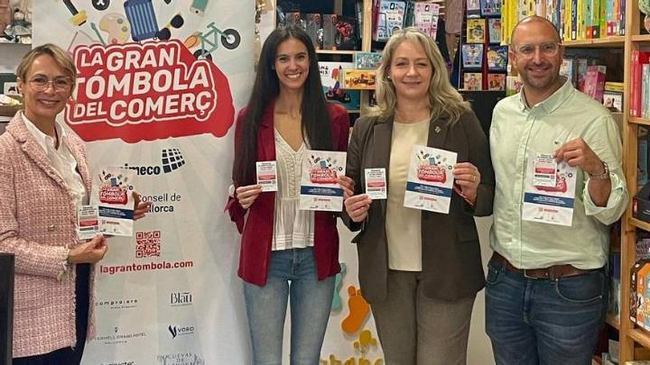 Premios y descuentos por comprar en el pequeño comercio de Mallorca: noches de hotel, ropa y cenas por comprar en estas 400 tiendas