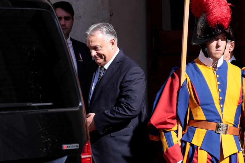 Sharp rise in Hungary's deficit, inflation could harm credit rating, S&P Global says