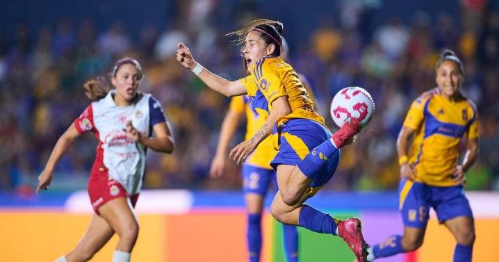 "Maga" Ovalle nominada al Premio Marta de la FIFA