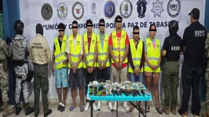 Caen 8 Presuntos Delincuentes en Tabasco, Entre Ellos ‘El Topo’; Aseguran Armas y Droga  