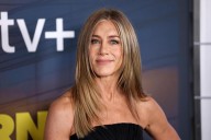 Jennifer Aniston and ‘hypno-coach’ Jim Curtis finally make romance Instagram official – Hartford Courant