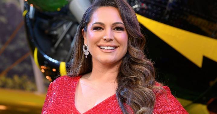 Meet Kelly Brook's 'lookalike' cousin who is spitting image of I'm A Celeb star