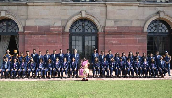 President Droupadi Murmu Hosts Women’s ODI WC-Winning Indian Team At Rashtrapati Bhavan