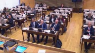Lágrimas, respeto… y silencio: PP y Vox no aplauden a las víctimas de la DANA en el Congreso