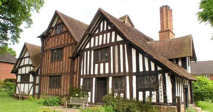 Birmingham's cutest village prepares for Christmas party