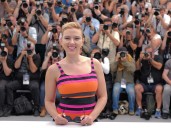 6 maneras en las que Scarlett Johansson se mantiene en forma a los 39 años, según su fisioterapeuta