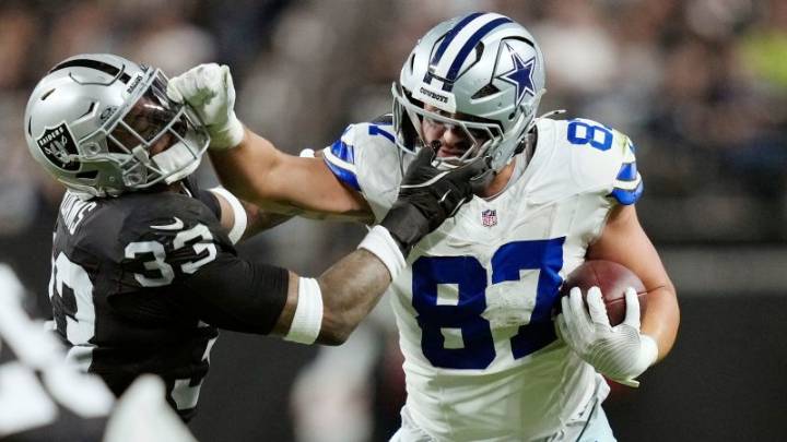 Dallas Cowboys keep playoff hopes alive with dominant win over Las Vegas Raiders