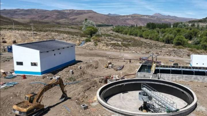 Reactivaron la construcción de la Planta de Tratamiento de Líquidos Cloacales de Loncopué