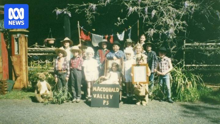 Macdonald Valley Public School celebrates 180th anniversary