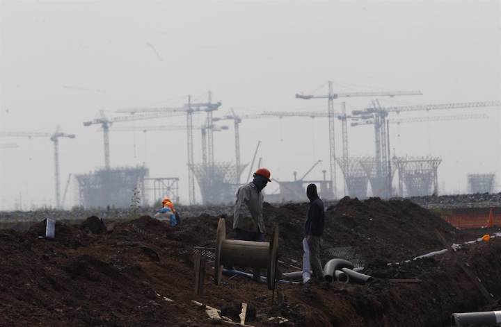 Inversión fija bruta de México cae 10.4 % en agosto