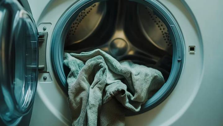 Reduce hasta 80% tu gasto de agua y luz con estos trucos para usar la lavadora