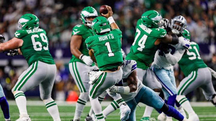 Jalen Hurts, Saquon Barkley speak after shocking Eagles' collapse against Cowboys