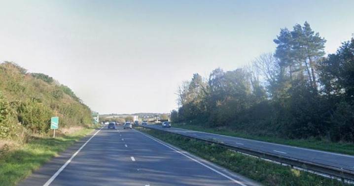 Car crashes into A38 central reservation in Plymouth