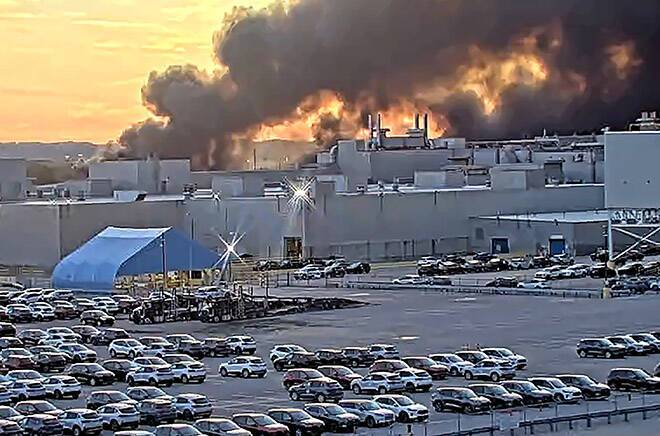 Honolulu-bound UPS plane crashes in Kentucky, injuries reported