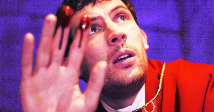 Sorry, Andrew Scott. Josh O'Connor Is Officially the New Hot Priest.